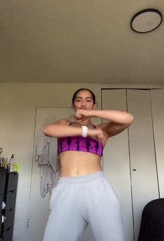 Hottie Katelyn Ashley in Crop Top