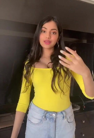 2. Irresistible Khushi Hegde in Yellow Top