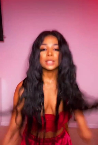 1. Hottie Destinee Faire Shows Cleavage in Red Crop Top while Twerking