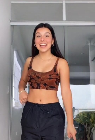 1. Really Cute Elisa Costa in Crop Top and Bouncing Boobs