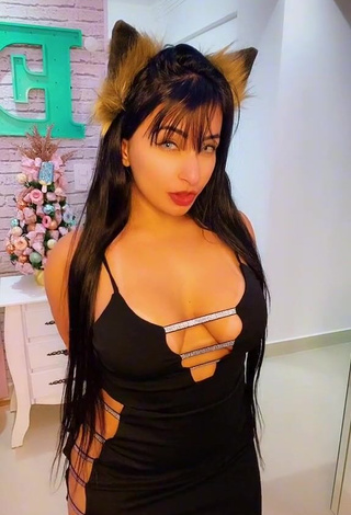 1. Sexy Emanuelly Raquel Shows Cleavage in Black Dress and Bouncing Boobs