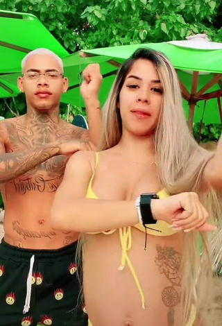 Sweet Andressita Chegou Shows Cleavage in Cute Yellow Bikini and Bouncing Boobs