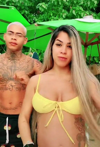 3. Sweet Andressita Chegou Shows Cleavage in Cute Yellow Bikini and Bouncing Boobs