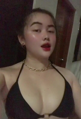 Irresistible Delacruz Jane Pauline Shows Cleavage in Black Bikini Top