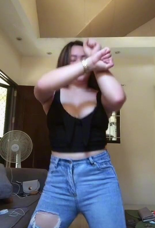 Amazing Delacruz Jane Pauline Shows Cleavage in Hot Black Crop Top and Bouncing Boobs