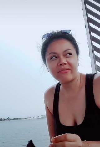 1. Erotic Nadia Buari Shows Cleavage