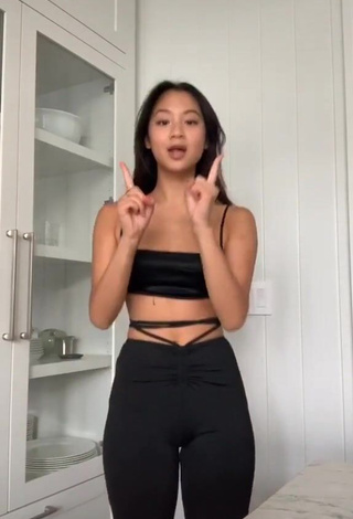 Irresistible Isaasung in Black Crop Top