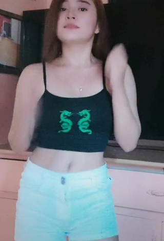 Erotic Trixia Panabang in Crop Top