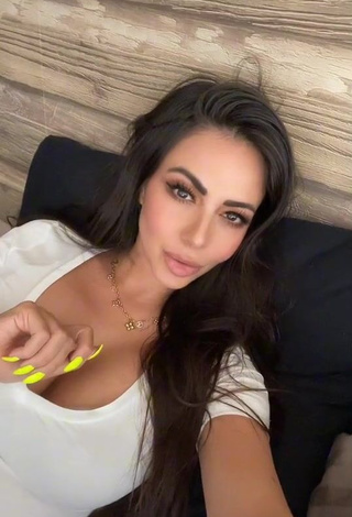 1. Seductive Jimena Sánchez Shows Cleavage