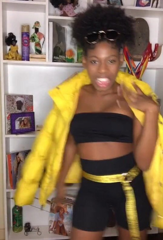 1. Erotic MC Soffia Shows Cleavage in Black Tube Top and Bouncing Boobs