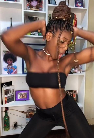 3. Irresistible MC Soffia Shows Cleavage in Black Bikini Top and Bouncing Boobs