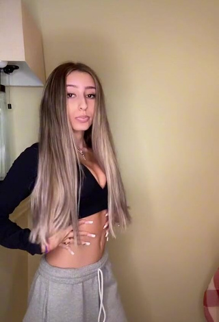 Victoria (@mikeandtorii) - Porn Videos from TikTok