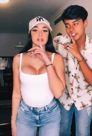 Irresistible Poleth Villalba Shows Cleavage in White Top