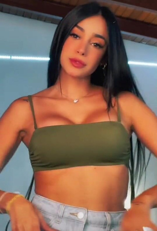 3. Sweet Poleth Villalba Shows Cleavage in Cute Olive Crop Top