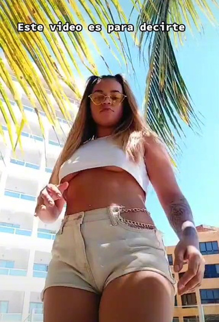 Hot Soypierag2 in White Crop Top (Underboob)