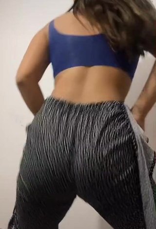 Erotic Thamara Gómez Shows Butt