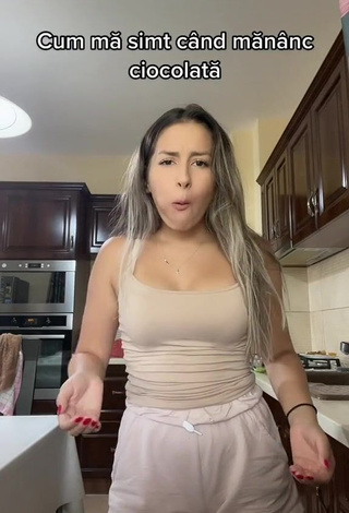 Captivating Andreeacorb Shows Cleavage in Beige Top and Bouncing Tits