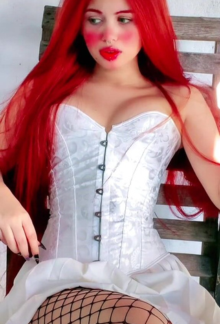 Hottie Brenda Campos in White Corset