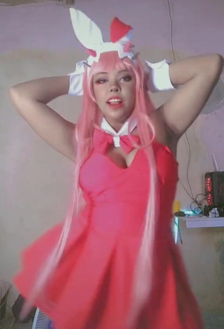 3. Beautiful Dezza.cosplay Shows Cleavage in Sexy Pink Dress