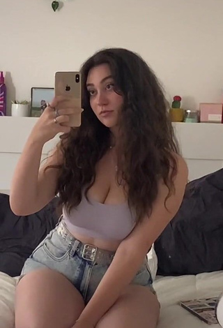 1. Sweet Simone Shows Cleavage in Cute Grey Crop Top