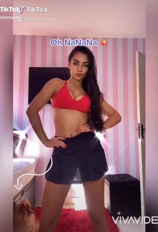 1. Sexy Ingrid Muniz Shows Cleavage in Red Bikini Top while Twerking