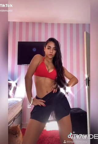 Sexy Ingrid Muniz Shows Cleavage in Red Bikini Top while Twerking