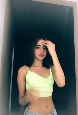 Irresistible Michelle Guzmán in Crop Top