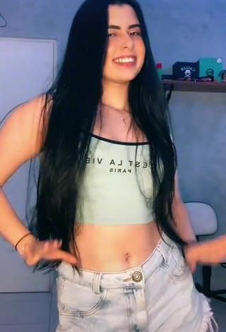 Hot Gabrielle Motta in Crop Top