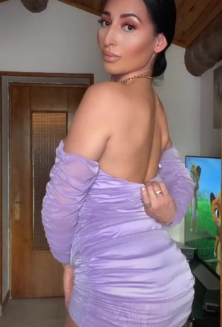 Breathtaking Pocahontasmaria Shows Cleavage in Purple Dress