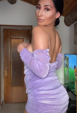 3. Breathtaking Pocahontasmaria Shows Cleavage in Purple Dress