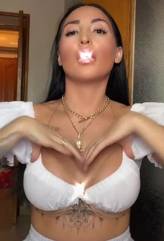 3. Sexy Pocahontasmaria in White Crop Top