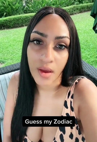 1. Cute Juliet Ibrahim Shows Cleavage