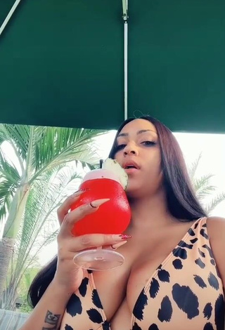 3. Erotic Juliet Ibrahim Shows Cleavage in Leopard Bikini Top