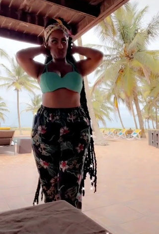 Irresistible Juliet Ibrahim Shows Cleavage in Bikini Top