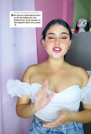 1. Cute Soydanielikald Shows Cleavage in White Crop Top