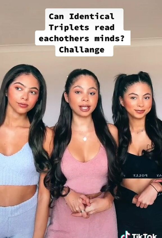 Emily & Maddy & Annabel Williams Shows her Hot Cleavage