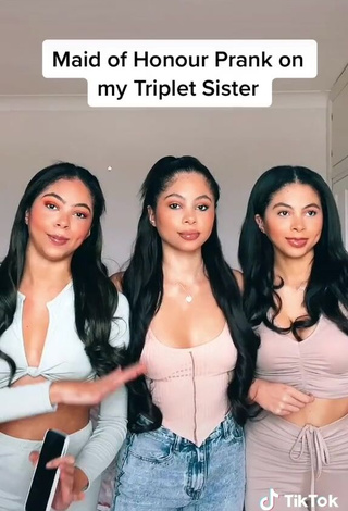 Really Cute Emily & Maddy & Annabel Williams Shows Cleavage