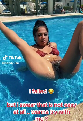 Erotic bendy.lau Shows Butt at the Pool while doing Yoga