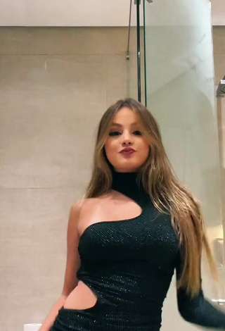 Irresistible bela in Black Dress