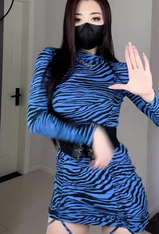 1. Beautiful Han Qui in Sexy Zebra Dress