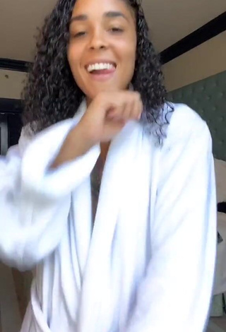 1. Erotic Crissa Jackson Shows Cleavage in White Bathrobe (Side Boob)