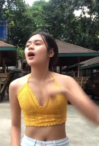 Eya Borja Shows Cleavage in Sweet Crop Top