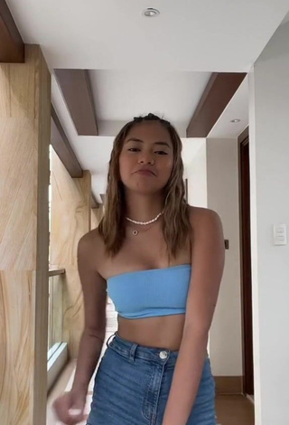 Captivating Eya Borja Shows Cleavage in Blue Tube Top