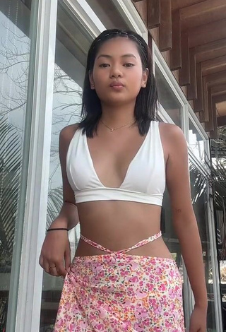 1. Beautiful Eya Borja Shows Cleavage in Sexy White Bikini Top