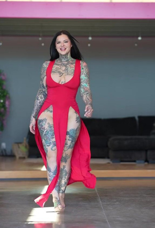 3. Really Cute Heidi Lavon in Red Dress