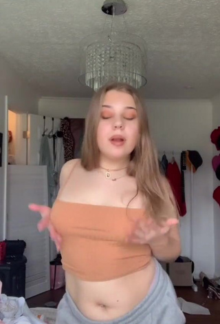 Erotic Amaya Leukerd Braless and Bouncing Boobs