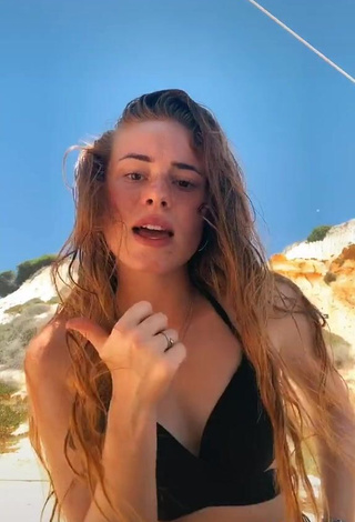 Irresistible Leonie Leoobalys in Black Bikini Top