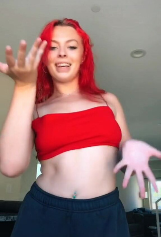 1. Erotic Lexi Nitz in Red Crop Top