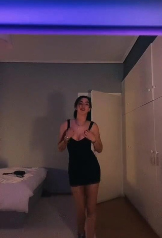 Marilia Kontos (@mariliakontos) - Porn Videos from TikTok