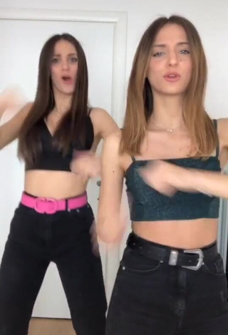 Irresistible Arianna & Aurora in Crop Top